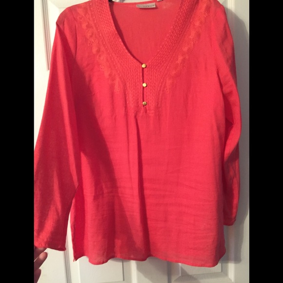 Shirt - Picture 2 of 7